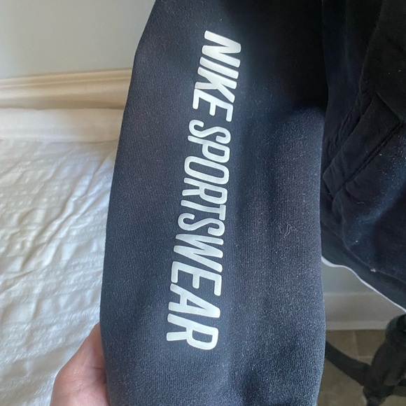 Nike pull over - Picture 2 of 3